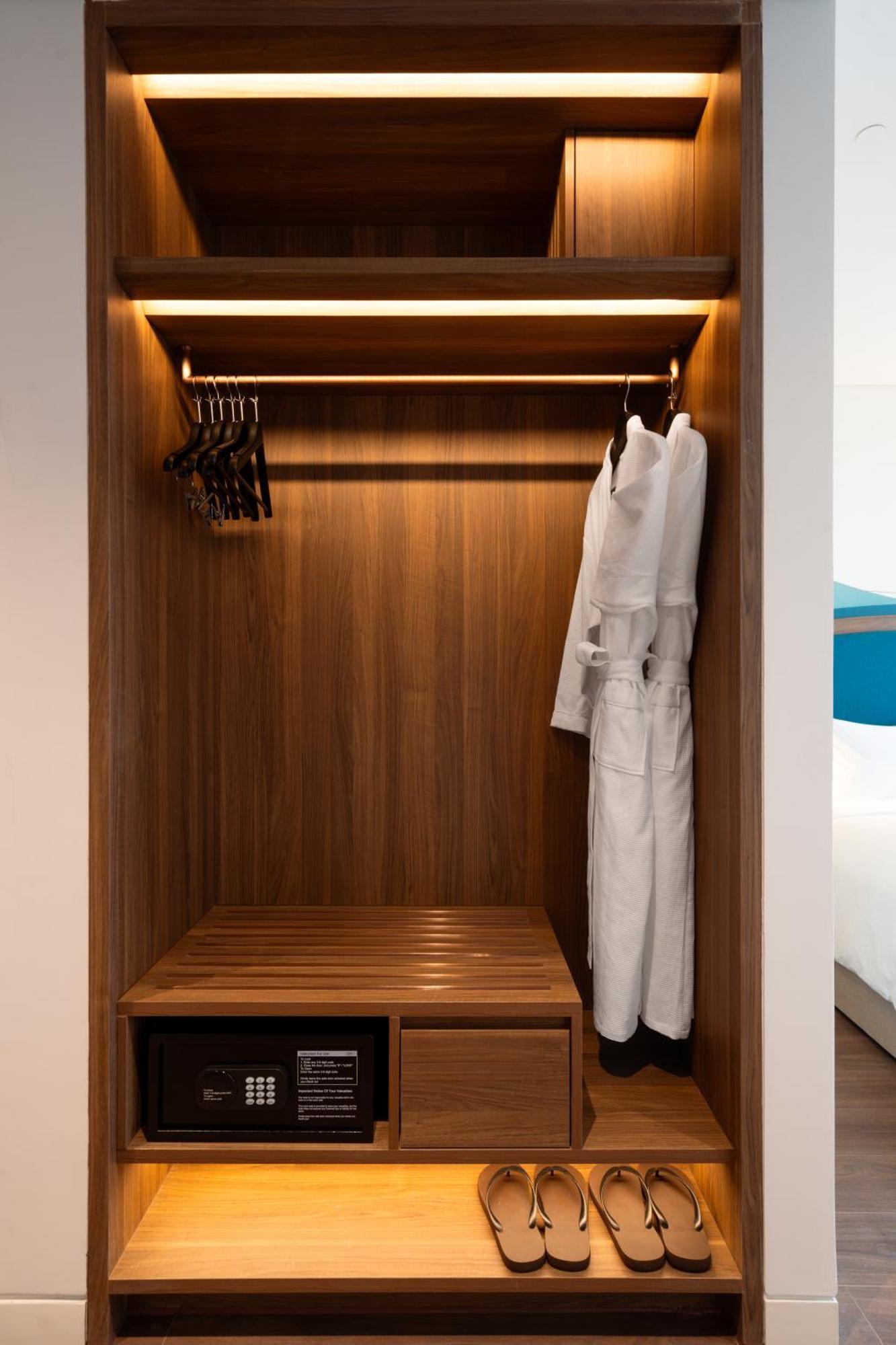 Wyndham Garden Sonasea Van Don Cai Rong Экстерьер фото