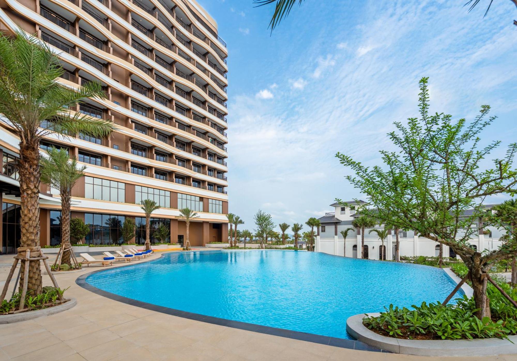 Wyndham Garden Sonasea Van Don Cai Rong Экстерьер фото
